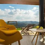 Lascaux, Pensjonat 4*