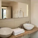 Lascaux, Pensjonat 4*