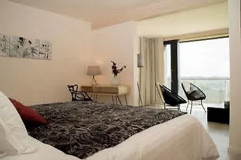 Lascaux, 4*